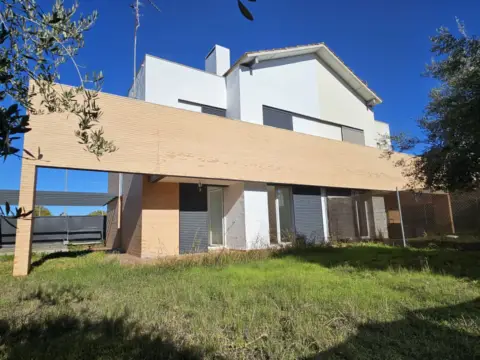 Chalet pareado en Espartinas