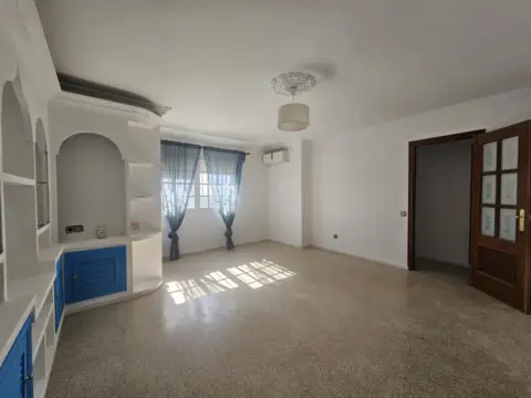 Piso en Avenida de Jesús Cautivo