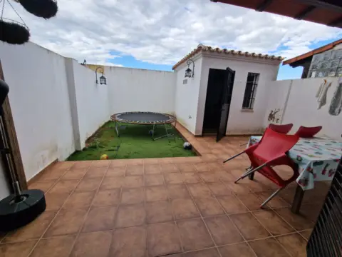 Chalet adosado en Benacazón