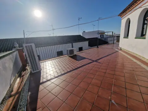 Piso en Sanlúcar La Mayor