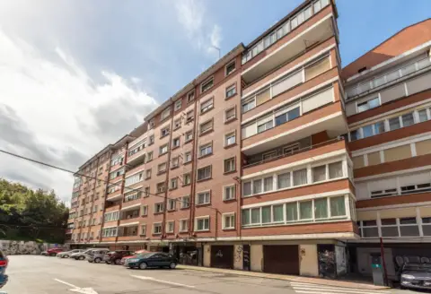 Piso en calle de Maiatzaren Bata, 1