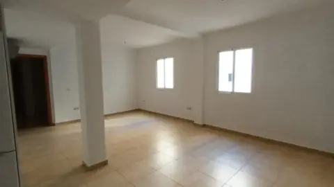 Piso en calle de Luis Montoto, 46