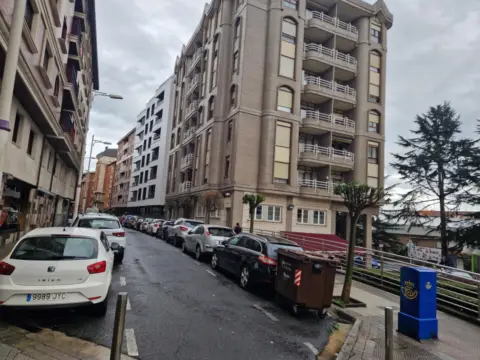 Piso en calle de Sor Natividad Homedes