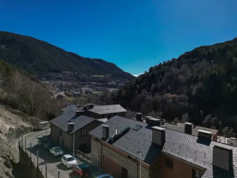 3-bedroom flat for sale in Ordino · 25 of 60