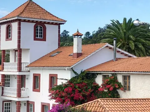 Chalet unifamiliar en A Carreira