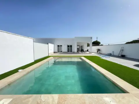 Chalet adosado en Mogarizas-Las Rapazes