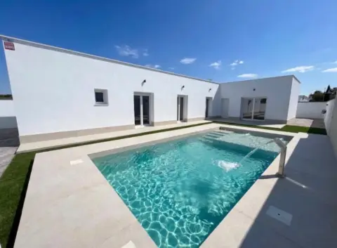 Chalet en Pinar de los Franceses-El Marquesado