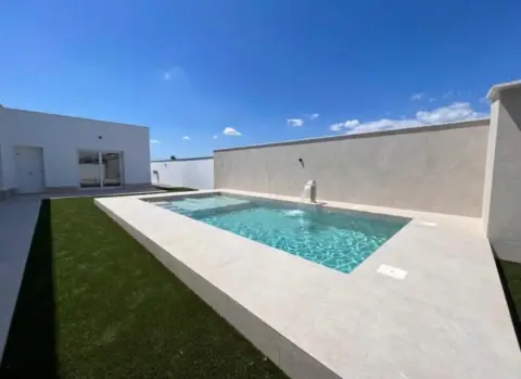 Chalet en Pinar de los Franceses-El Marquesado