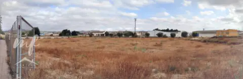 Terreno en Avinguda de Alicante, 126
