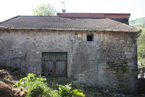 Casa en calle La Cuesta, nº 1