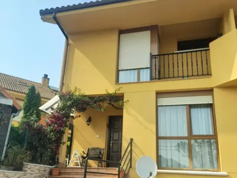 Chalet en Barrio de Sobarzo Rotizas, 11