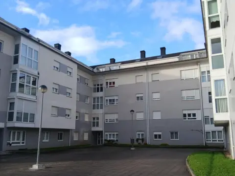 Piso en calle La Penilla de Cayón, nº 5