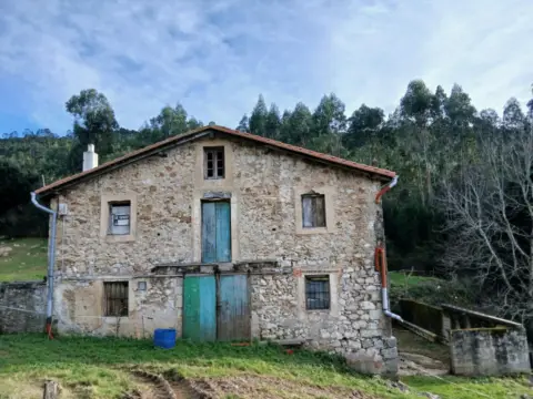 Casa en calle Socabarga, nº 147