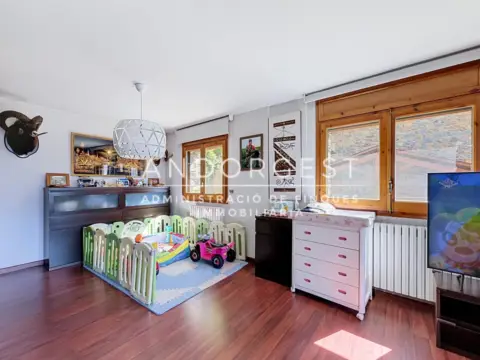 Chalet 5 chambres à vendre à Aixirivall, Sant Julià de Lòria · 60 sur 60