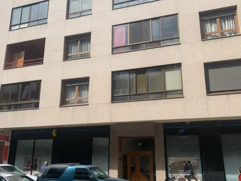 Piso en calle de Máximo Cayón Waldaliso