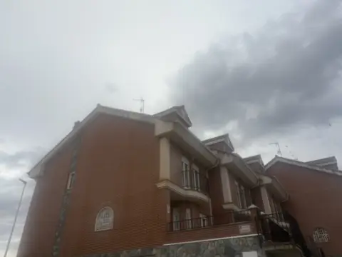 Chalet adosado en Travesía General