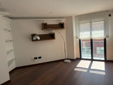 Apartamento en calle de Brianda de Olivera, 1