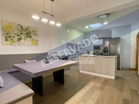 Casa en calle de Almohara, 33