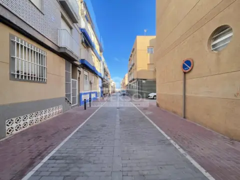 Garaje en calle del Mar, 64