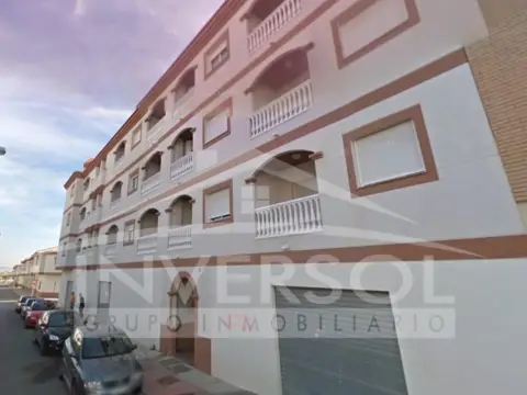 Piso en calle de Julio César, 136