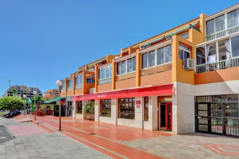 Piso en Avenida Juan Carlos I