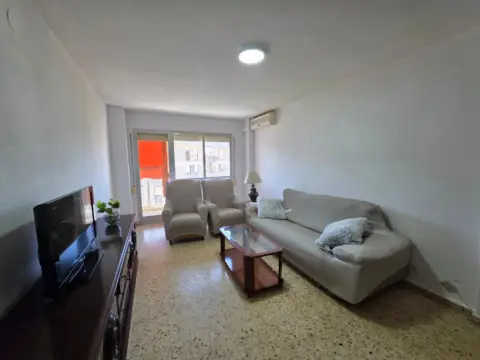Piso en Avenida de Perú