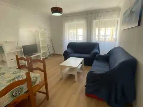 Piso en calle Tarfia