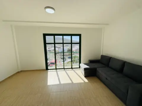 Piso en calle Laureado General Serra Algarra