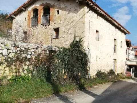Casa en Moraza