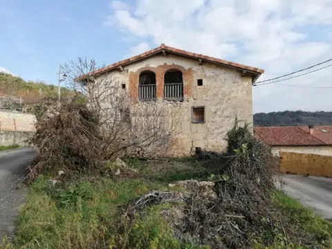 Casa en Moraza