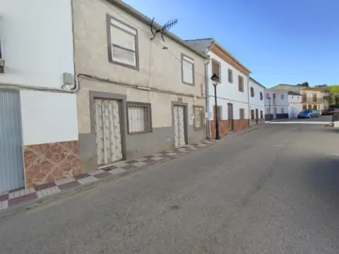 Casa en calle de Granada