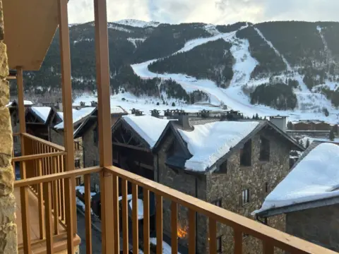 Piso en calle Camí Borda del Marticella, 28