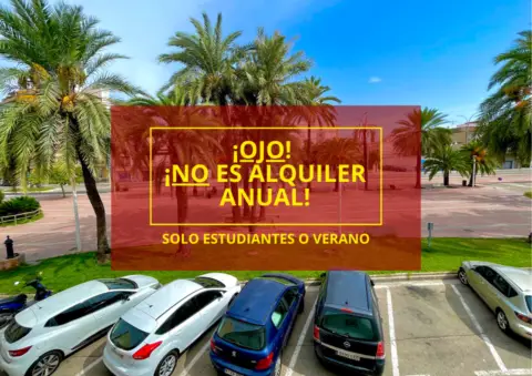 Apartamento en Plaza de la Marina