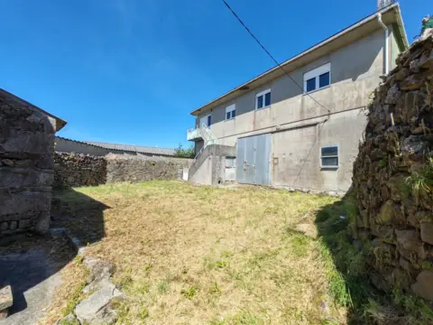 Casa en calle Lugar de Touriñán