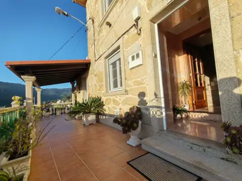 Casa rústica en calle Lugar de Baño - A Costa