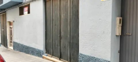 Nave comercial en Avenida de los Ángeles