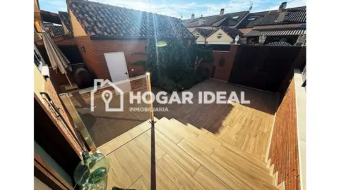 Chalet pareado en calle de Manzanares El Real