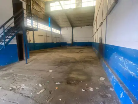 Nave industrial en Avenida de la Torrecilla