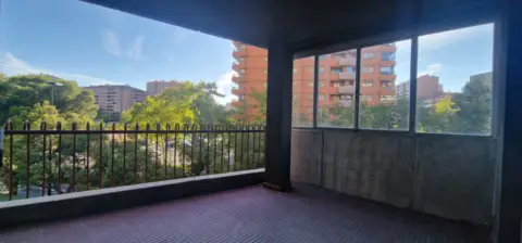 Piso en Vía Universitas, 8