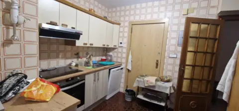 Piso en Avenida de Cesáreo Alierta, 28