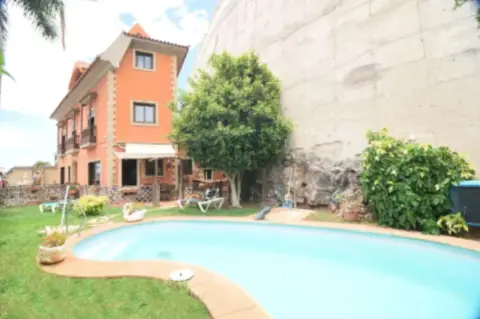 Casa en calle  11Doctor Victoriano Darias Montesinos, nº 11