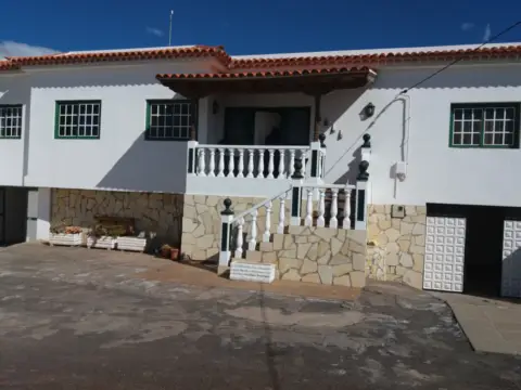 Chalet unifamiliar en calle San Antonio, 12