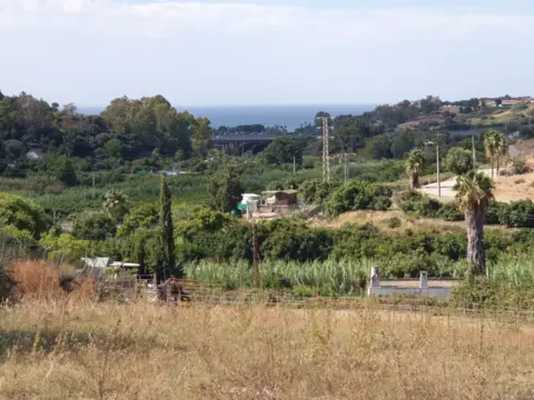 Terreno en Camino de la Cala, 2