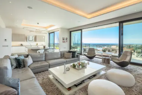 Chalet unifamiliar en Urbanización Herrojo El