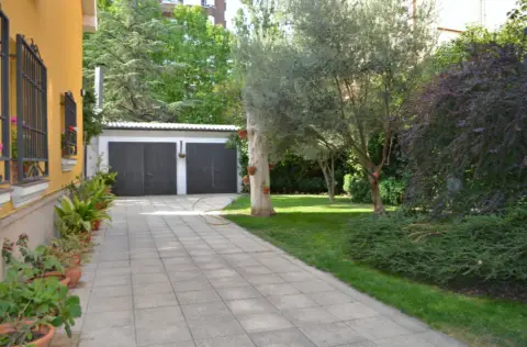 Casa unifamiliar en calle de Juan de Arce, nº SN