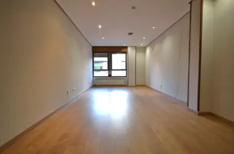 Piso en calle de Menéndez Pelayo, nº SN