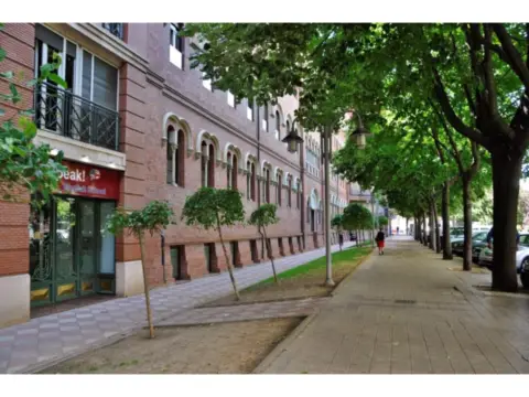 Local comercial en Avenida de Manuel Rivera, nº SN