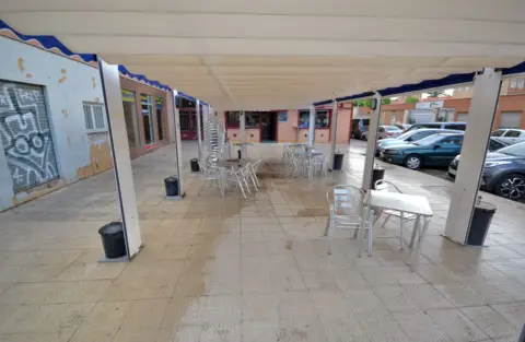 Local comercial en calle de los Álamos, nº SN