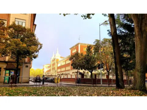 Local comercial en calle Alfonso X ´El Sabio´, nº 1