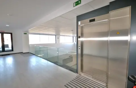 Oficina en Avenida de Simón Nieto, nº SN